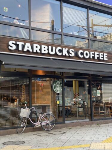 スターバックスコーヒー神田駅前店：JR・地下鉄銀座線：神田駅北口すぐの便利なスタバ