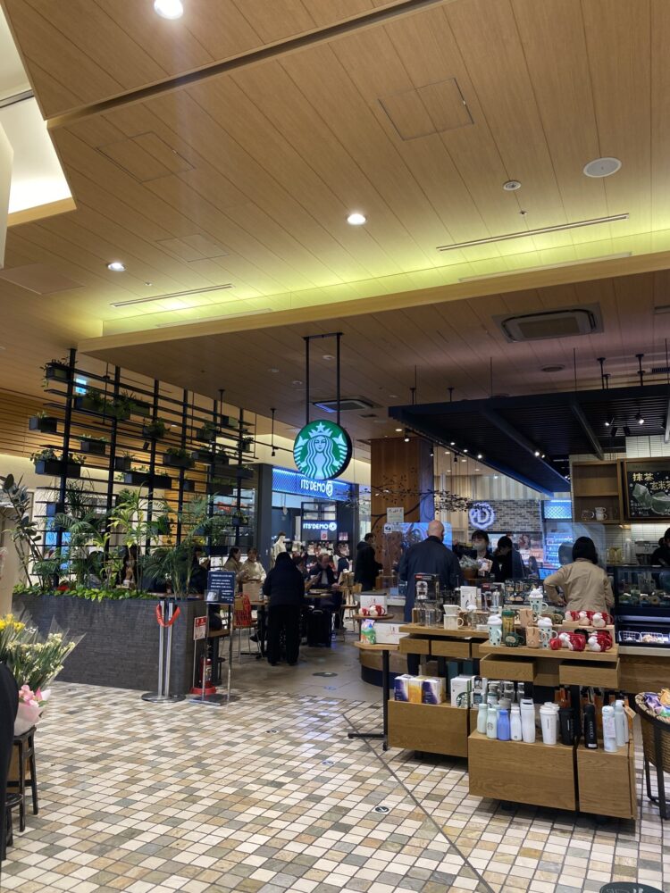 スターバックスコーヒー二子玉川ライズ ドッグウッドプラザ店