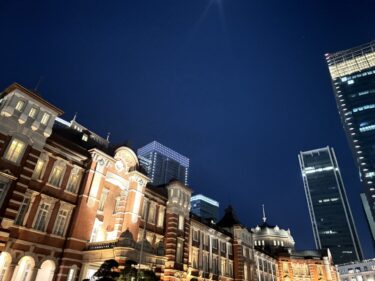 【2025-2026 全国決定版】年末年始のスターバックス電源攻略ガイド|主要12都市の営業・混雑戦略まとめ